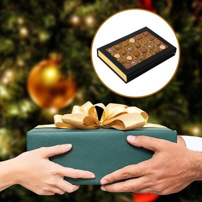 24 contenitori di regalo dolci del cioccolato su ordinazione delle cavità che imballano con la finestra
