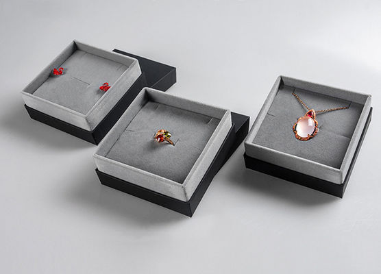 Scatole d'imballaggio di Grey Velvet Lined Cardboard Jewelry con Logo Printing personalizzabile
