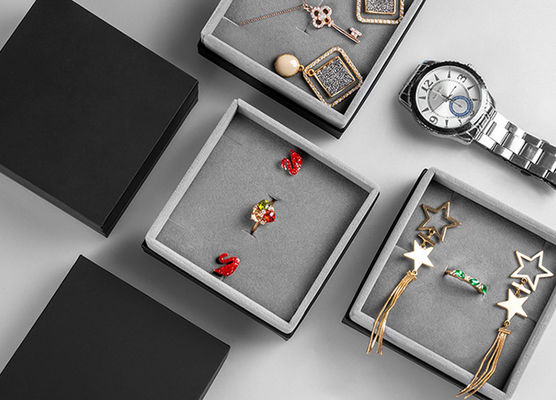 Scatole d'imballaggio di Grey Velvet Lined Cardboard Jewelry con Logo Printing personalizzabile