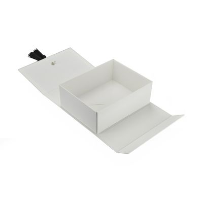 Il libro di carta rigido pieghevole nascosto del contenitore di regalo del magnete modella con la cinghia delle nappe