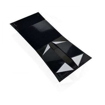 Contenitori di regalo magnetici pieghevoli fatti a mano di colore di CMYK 20.5*20.5*9cm neri lucidi