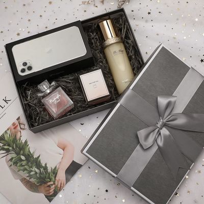 Contenitore di regalo su misura di rettangolo di colore di Pantone grande con il contenitore di regalo della sciarpa dei coperchi