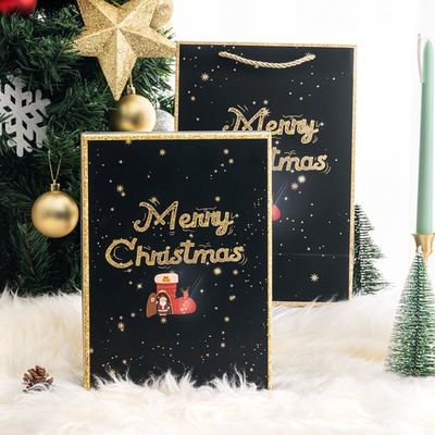 Messo del contenitore di regalo differente di quattro di dimensione Natali del cartone per i guanti della sciarpa