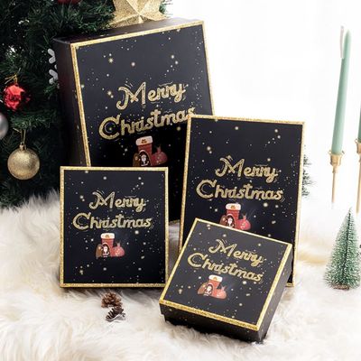 Messo del contenitore di regalo differente di quattro di dimensione Natali del cartone per i guanti della sciarpa