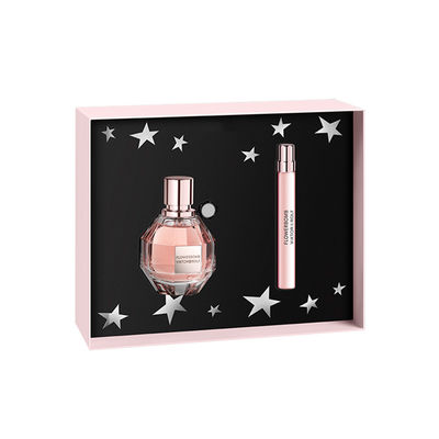 Coperchio in due pezzi rosa fuori dai contenitori di regalo del profumo con un'inserzione di 2 cavità