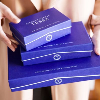 Il cioccolato di lusso multiuso dei blu navy inscatola imballando, contenitori vuoti di tartufo su misura
